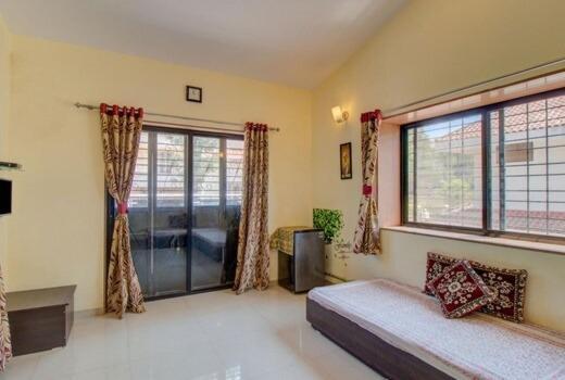 Inaya Bungalow Villa Панчгани Екстериор снимка
